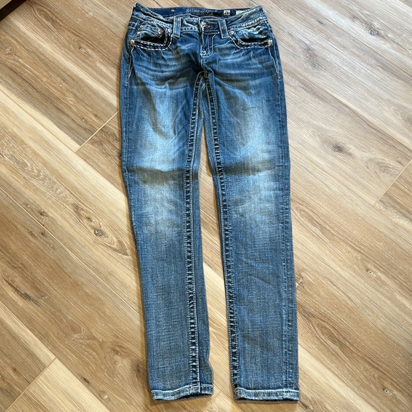 Miss Me signature skinny jeans - Picture 4 of 10